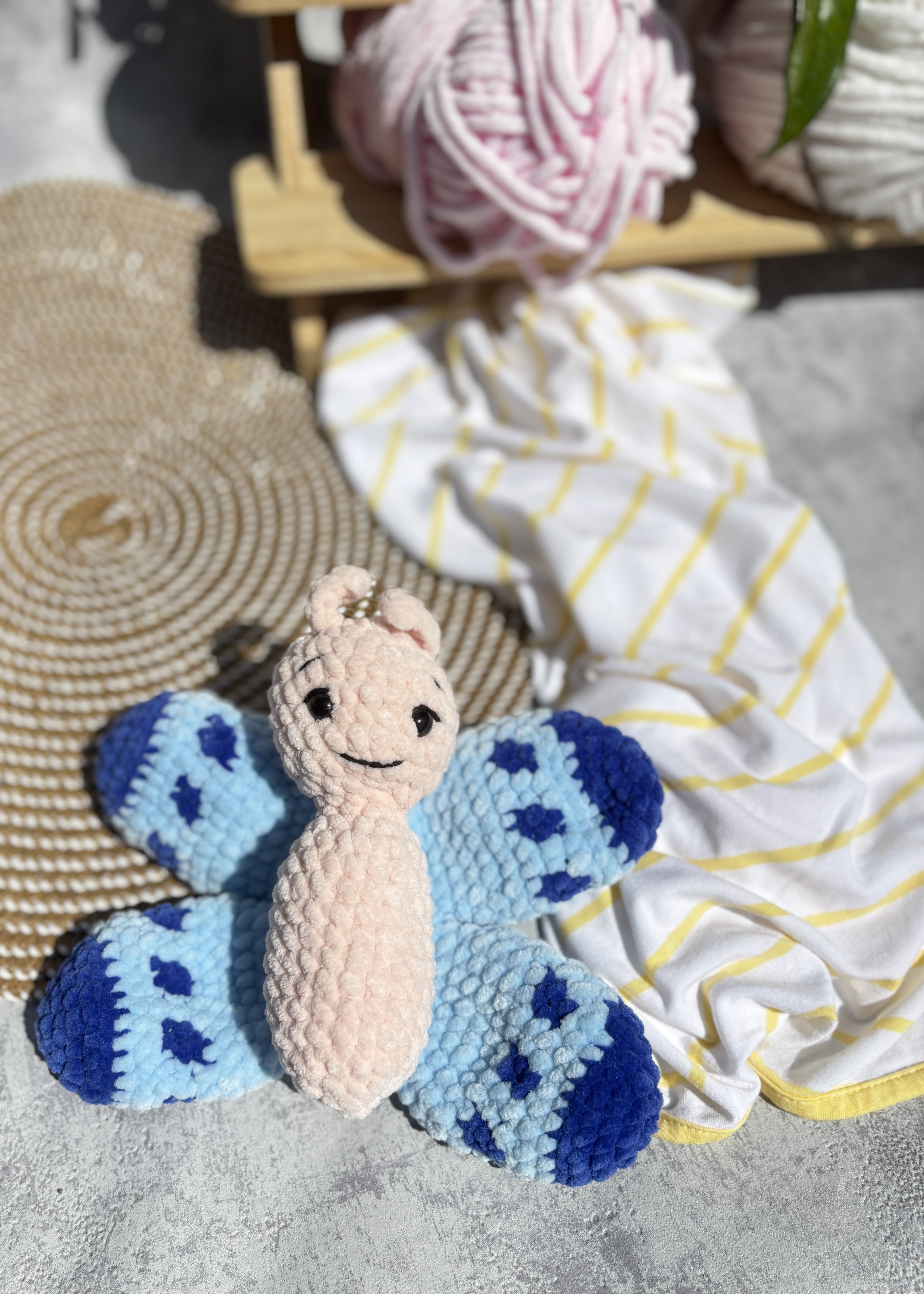 Háčkovaný Motýlek